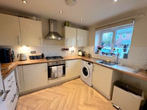 Photo 8- click for photo gallery